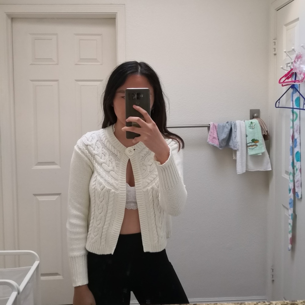 vintage white sweater